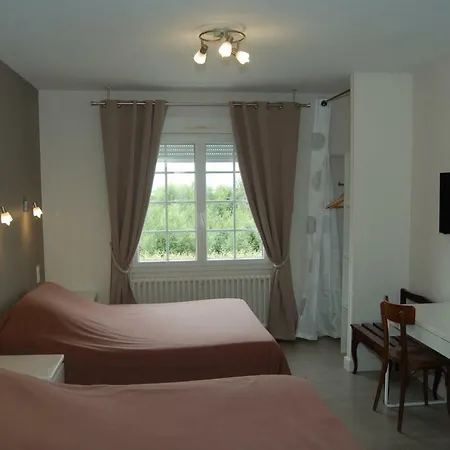 Le Relais Des Primeurs Logis Szálloda Taulé